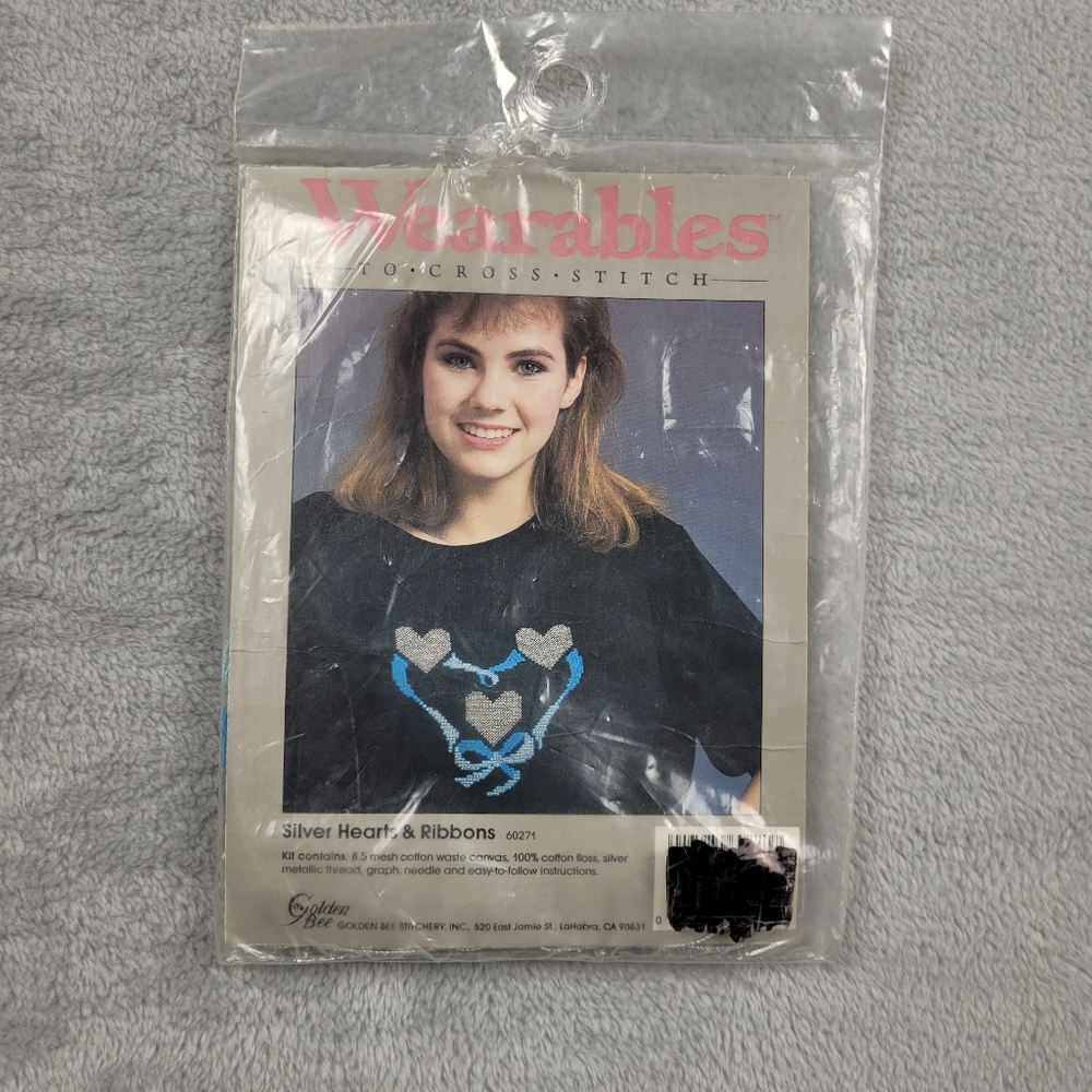 New Golden Bee Wearables Cross Stitch Kit Hearts